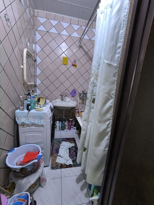 3 х ком Спутник 16.  3/5 балкон 2 на 6 акфа рамы площадь 78 м2. Ремонт