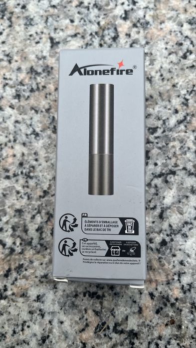 UV Фенер 365NM Alonefire