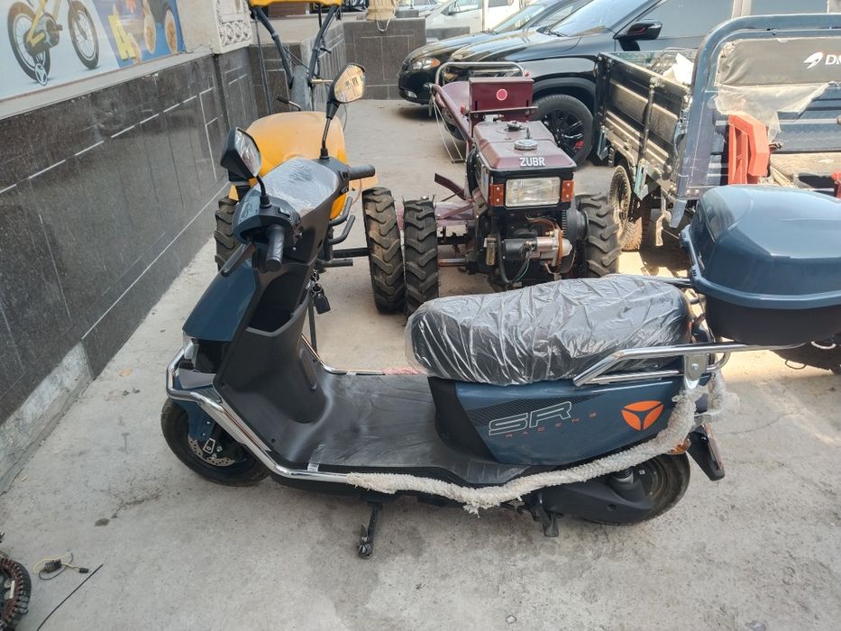 скутер сотилади янги хали коп хайдалмаган 5 ой болди