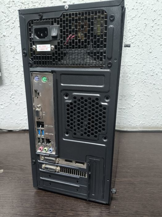Biostar H110+i3 7100+8Gb+GTX680 2Gb