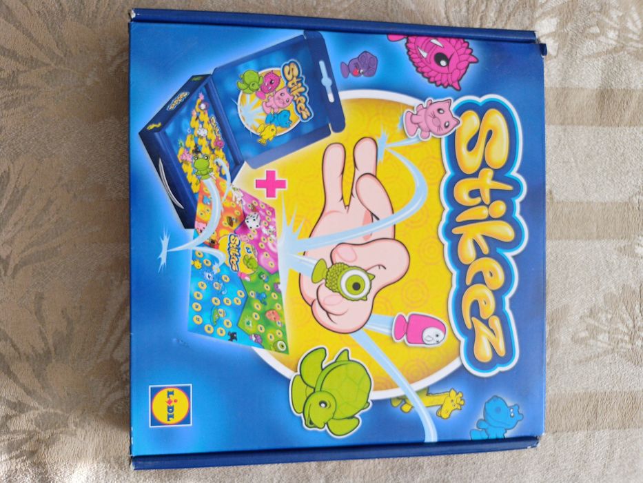 BILLA emoji Лидл Stikeez албуми със стикита