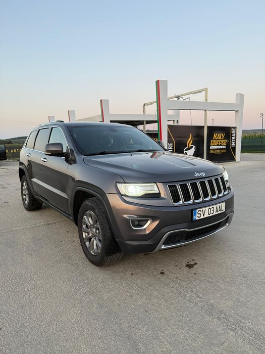 Vând Jeep Grand Cherokee din 2015