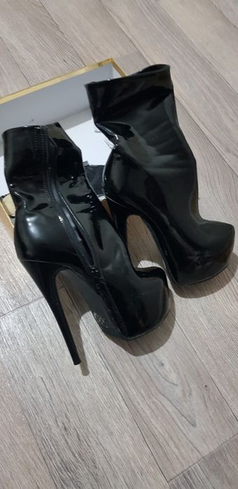 Продам сапоги осень- весна  б/у