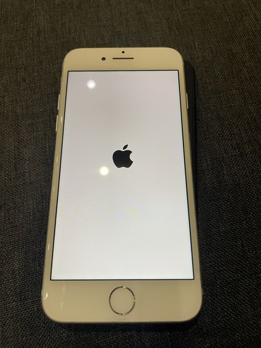 Iphone 7 128GB и калъф