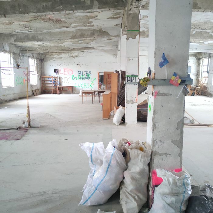 Închiriez convenabil Hala servicii depozitare