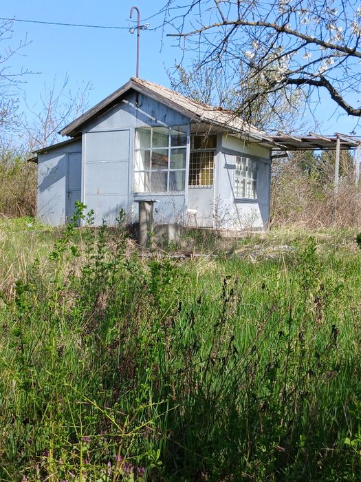 Вила за продажба