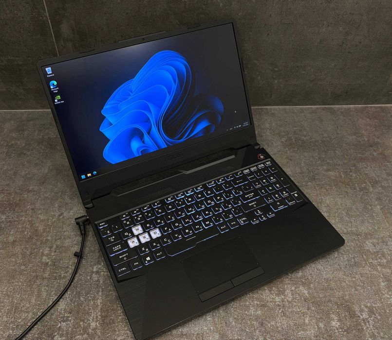 Ноутбук ASUS TUF F15 / RTX3060 6GB / i5-11400H / 16GB / 512 GB / 144Hz
