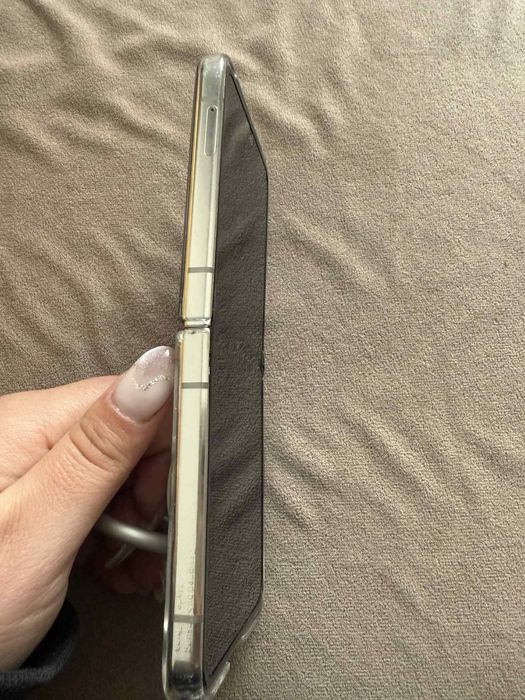 Samsung Galaxy Z Flip 5