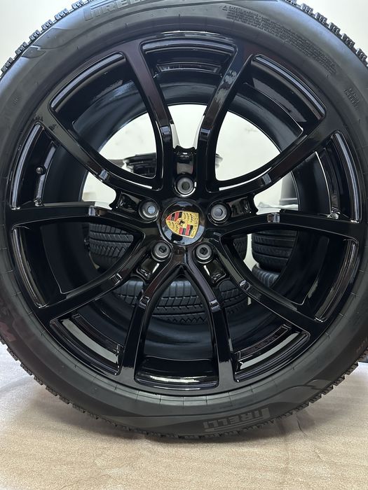 Jante Originale Porsche Cayenne face lift pe 21 cu anv. IARNA !