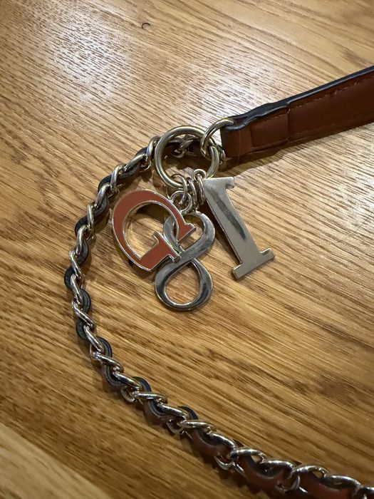 Оригинална чанта Guess