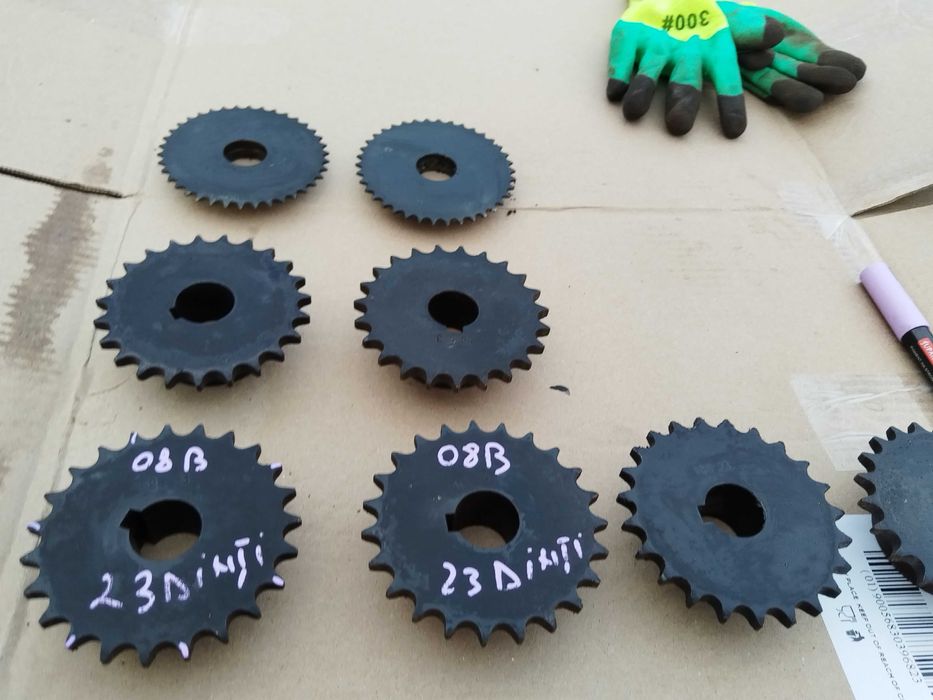 Pinion lanț gall 08B