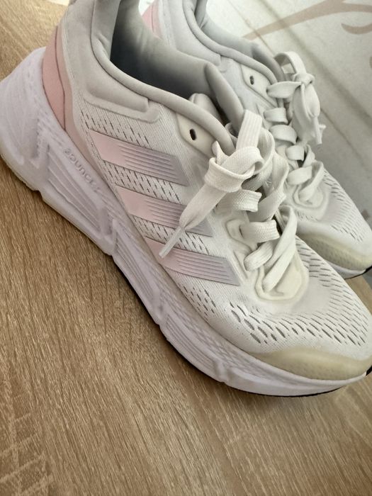 Дамски маратонки adidas