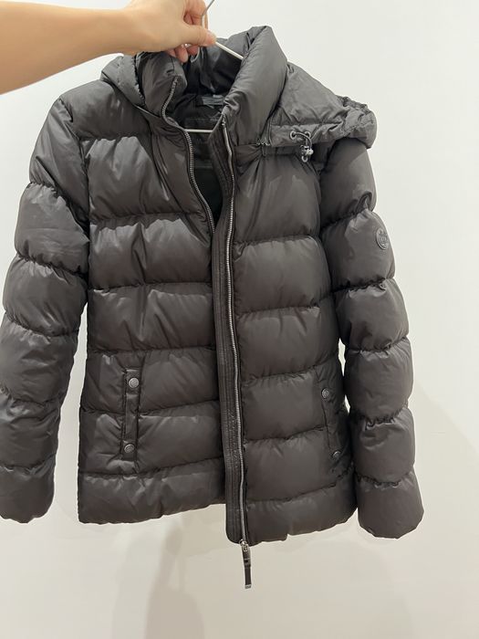 Продам пуховик размер М