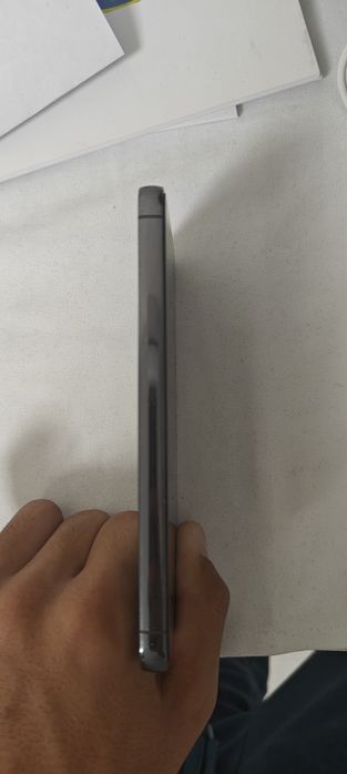 Продам телефон Samsung 23s