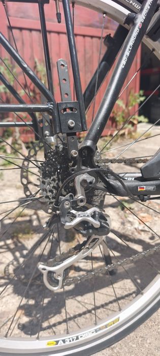 Bicicleta de trekking RedBull Black Creek