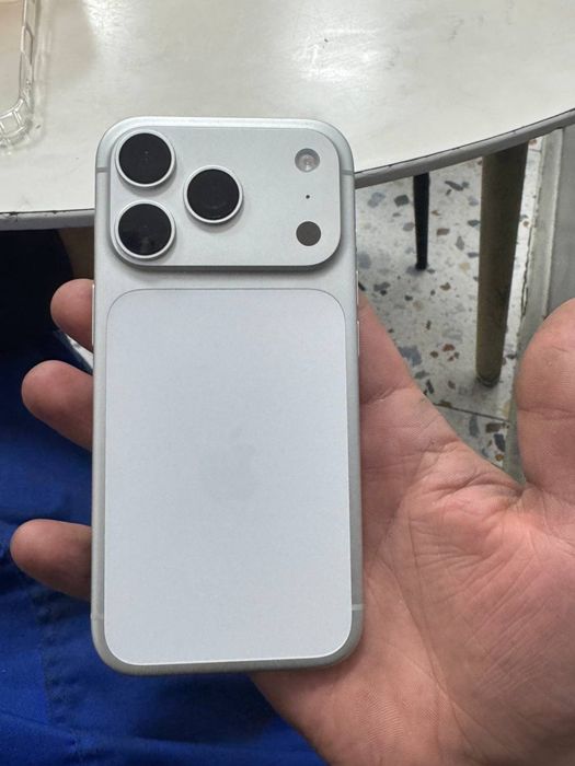 Iphone 17 pro 256гб