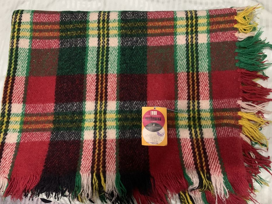 3 броя чисто нови родопски одеяла