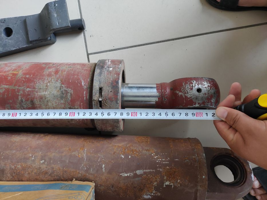 Фронтальная шток на 56 Гц