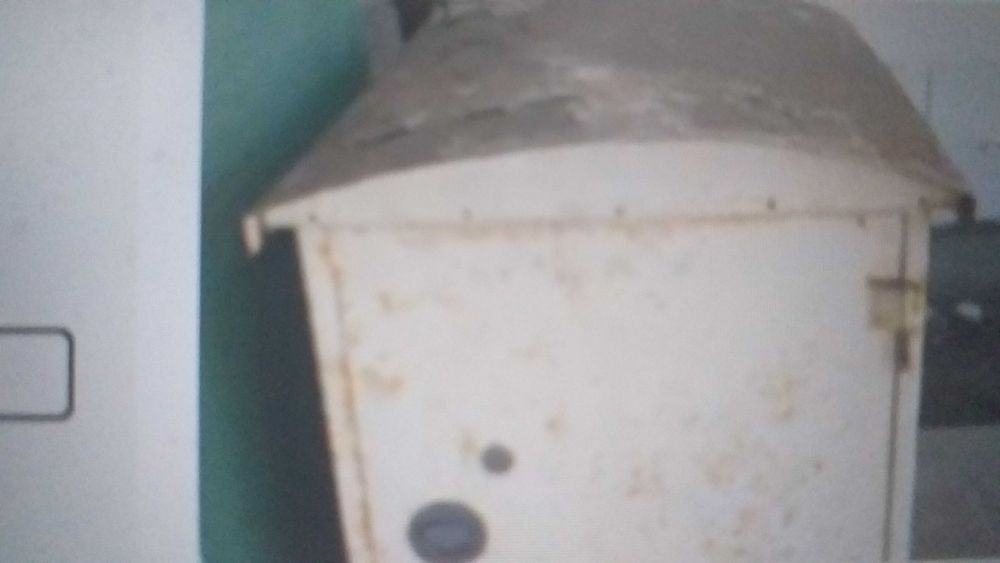 Frigider de exterior, seif, dulap metalic