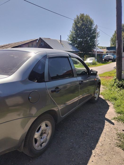 Продается автомобиль лада гранта