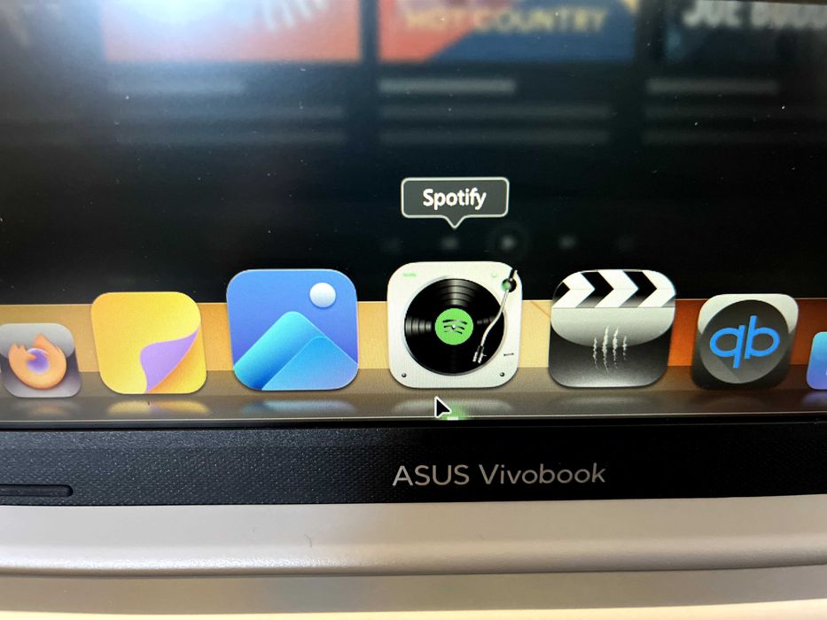 ASUS Vivobook 15 \ Windows 11 Pro \ Office 2024 Pro+