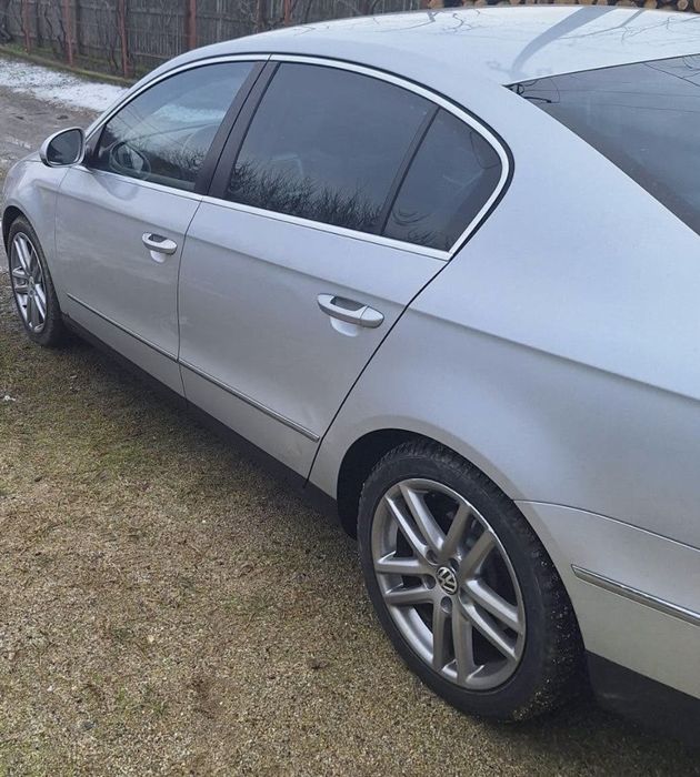 Vând Passat B6 (TDI)