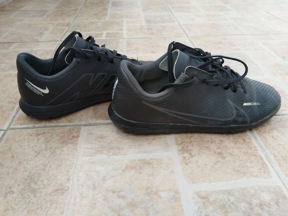 Футболни обувки - стоножки nike, номер 36