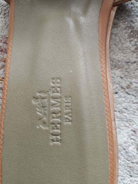 Papuci Hermes , masura 39
