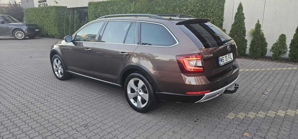 SKODA Octavia 2018 — imagine 3