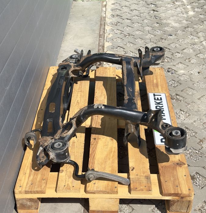 Заден мост AUDI A4 B9 A5 F5 8W0505235AD