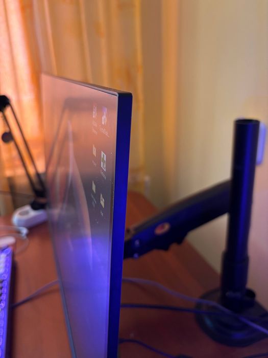 Продам монитор sanc