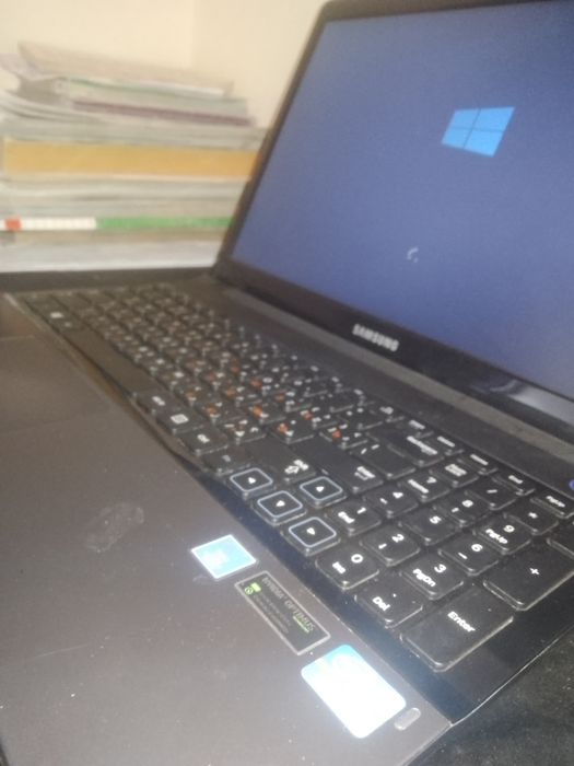 SAMSUNG notebuk surochnaga .Yana kelishimiz .