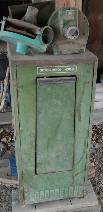 КУ-4 кормоизмельчитель универсальный