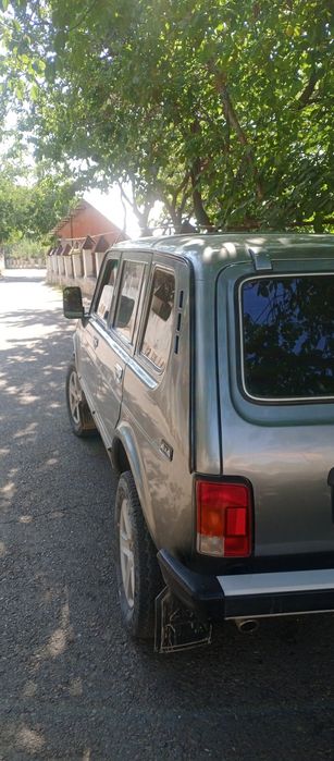 Niva 4×4 sotiladi