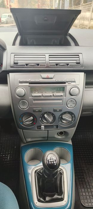 MAZDA 2 2005 — imagine 2