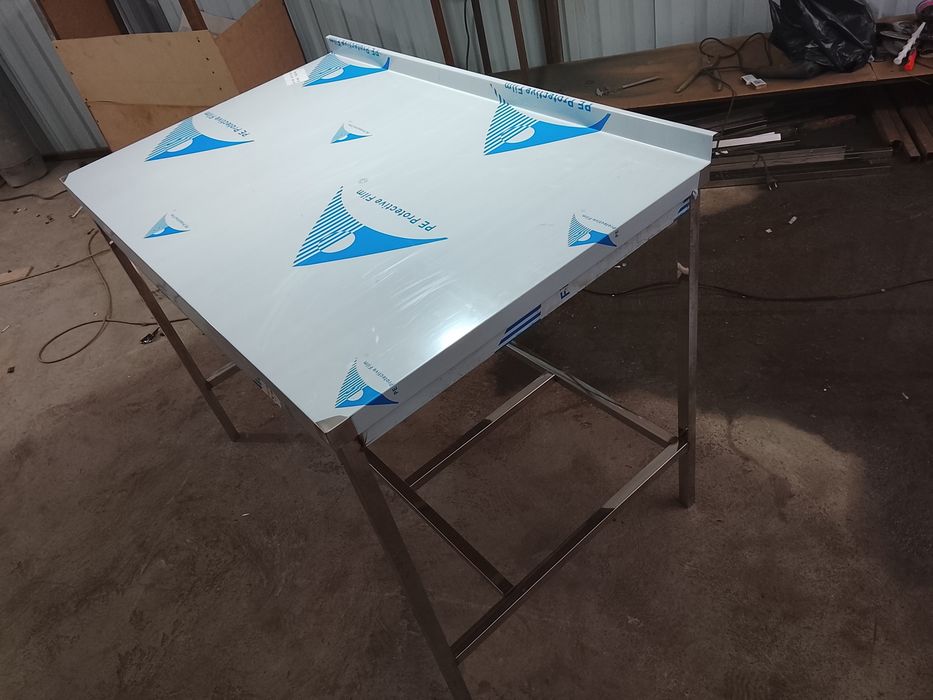 Nerjaveyka Stol 113x70