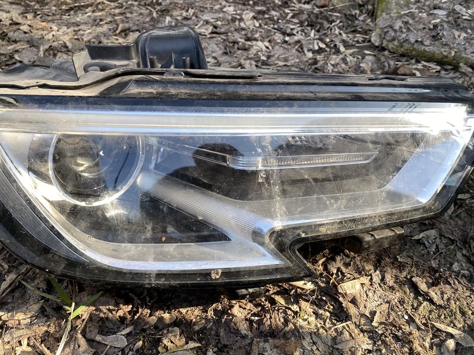 Far Audi A3 8V Facelift 2017 - 2019 far dreapta bi-xenon DRL