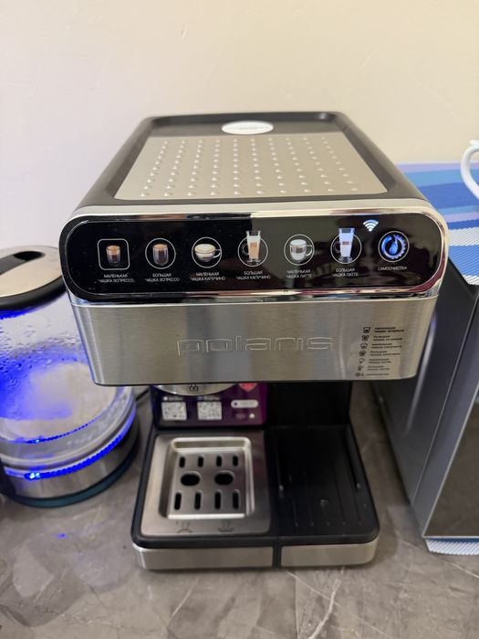 Kofe mashina Polaris