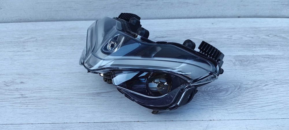 Фар за мотор Aprilia StreetFighter V4 / Априлия Стрийтфайтър В4