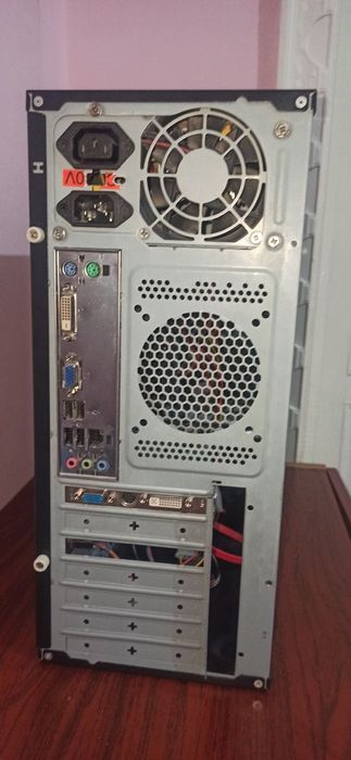 Hujjat ishlari uchun kompyuter