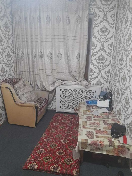 Навоий 3-хоналик 3-этаждан уй сотилади. 5 этажлик уй И,Каримов -107