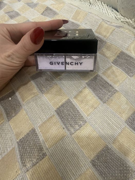 Пудра от Givenchy