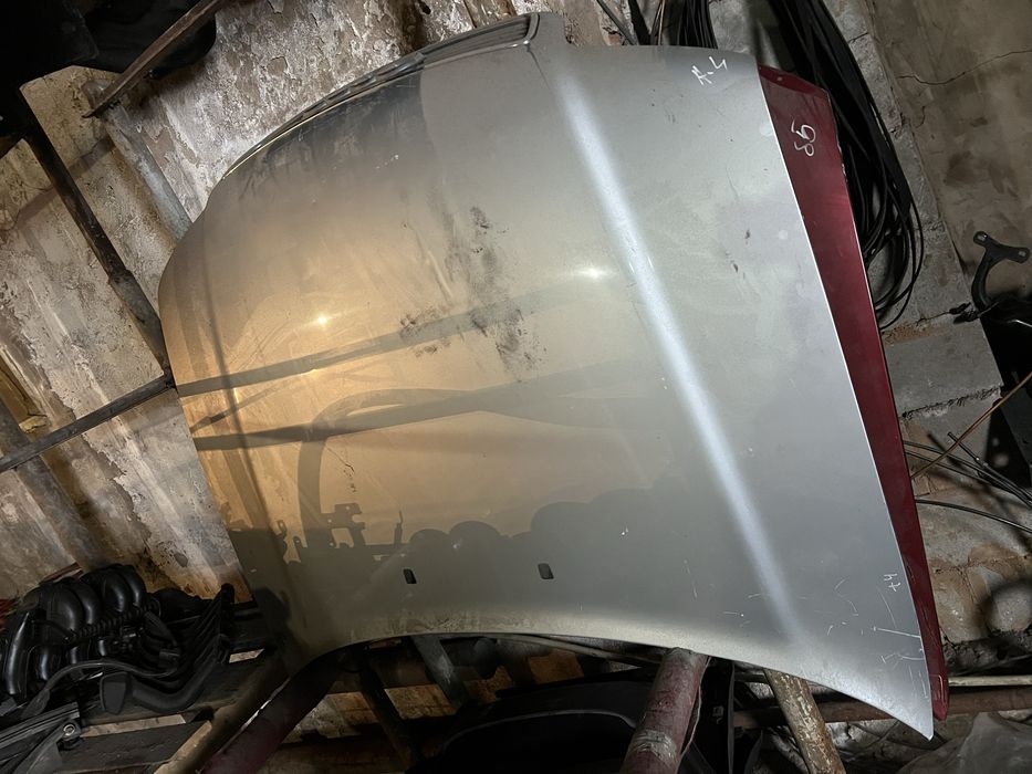 Продам капот на Ауди а4 б5