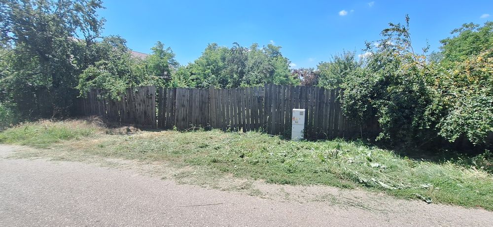 Teren de vinzare