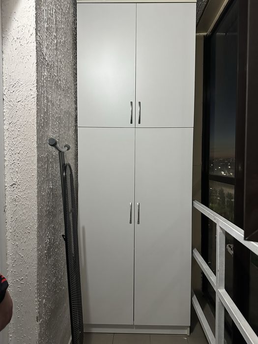 Продается шкаф  белый