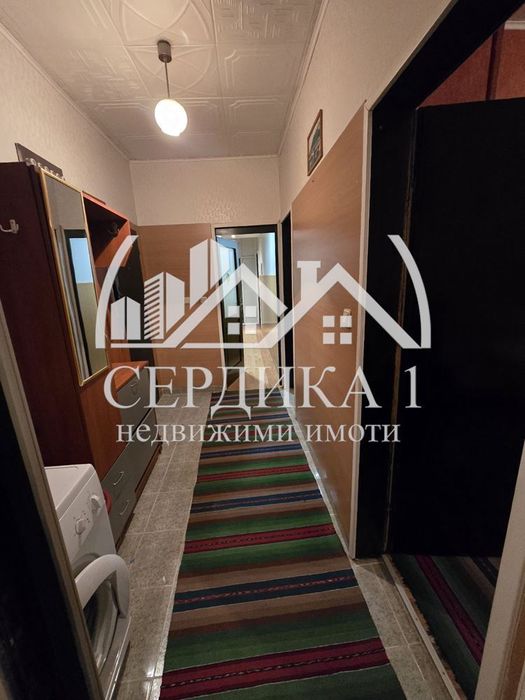 Дава се под наем Тристаен апартамент в Елин Пелин - 82 кв.м за 408 € - Снимка #2