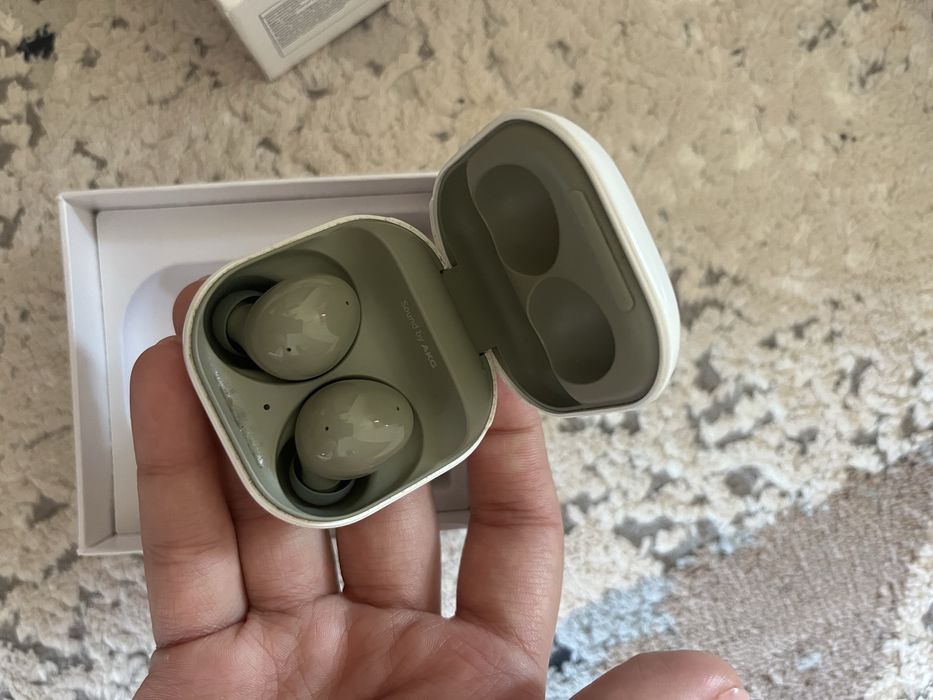 Samsung Galaxy buds 2