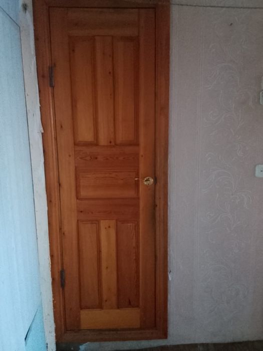 Продам деревянные двери