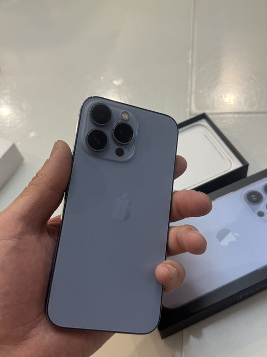 Продам Айфон- iphone 15 Pro Max 512gb  батарея 89%