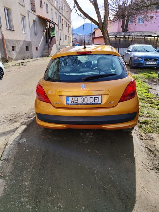 Vind peugeot 207